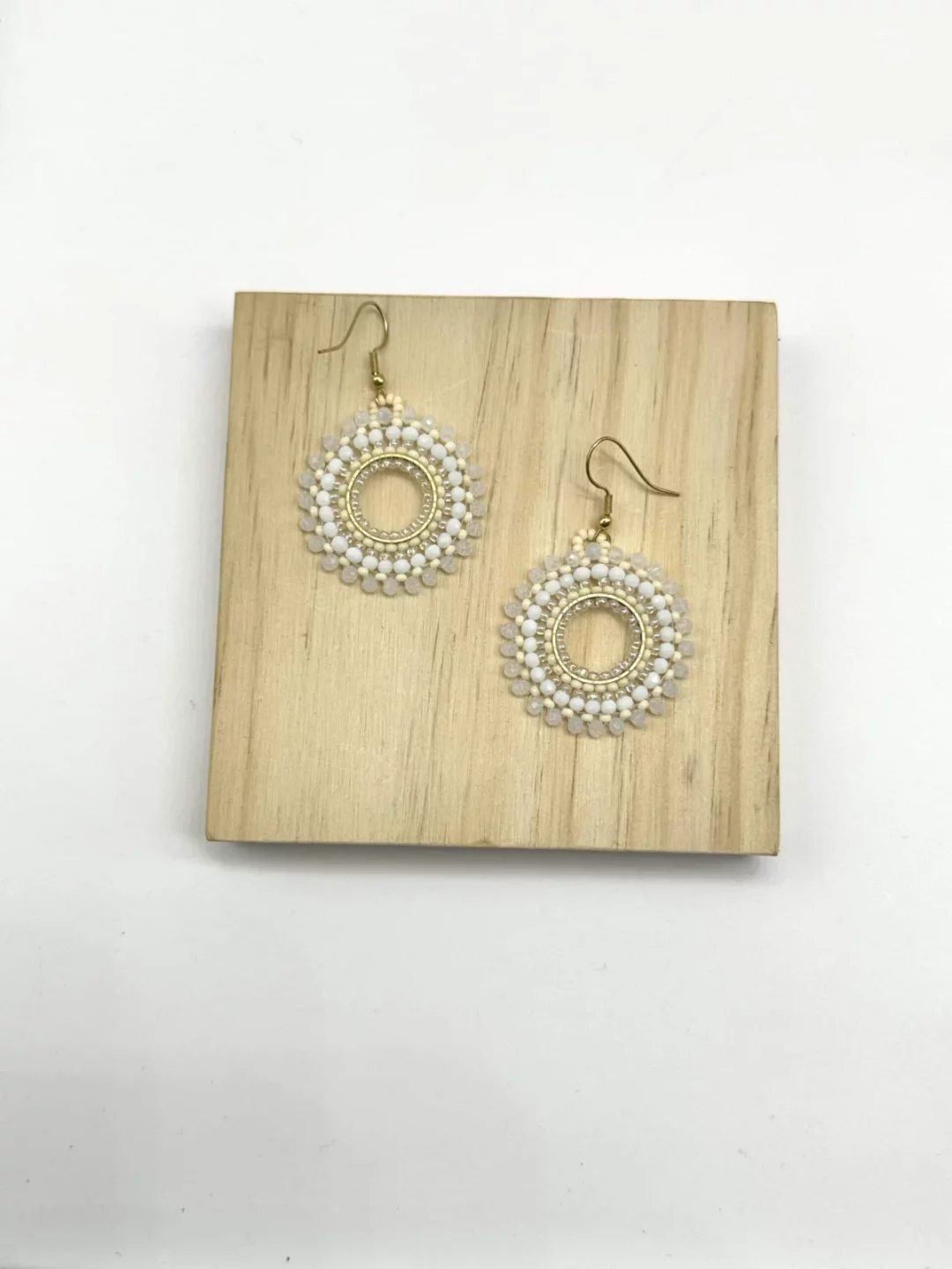 Pendientes Berhala